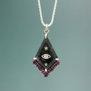 One of a kind fine jewellery - British jewellery designer and hand engraver -  Emily Proudfoot 